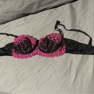 Vintage Lingerie Black and Pink Lace Bra